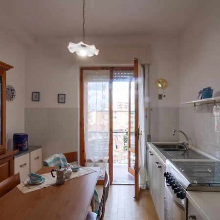 Az1 Apartment