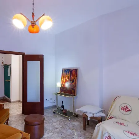 Az1 Apartment Follonica